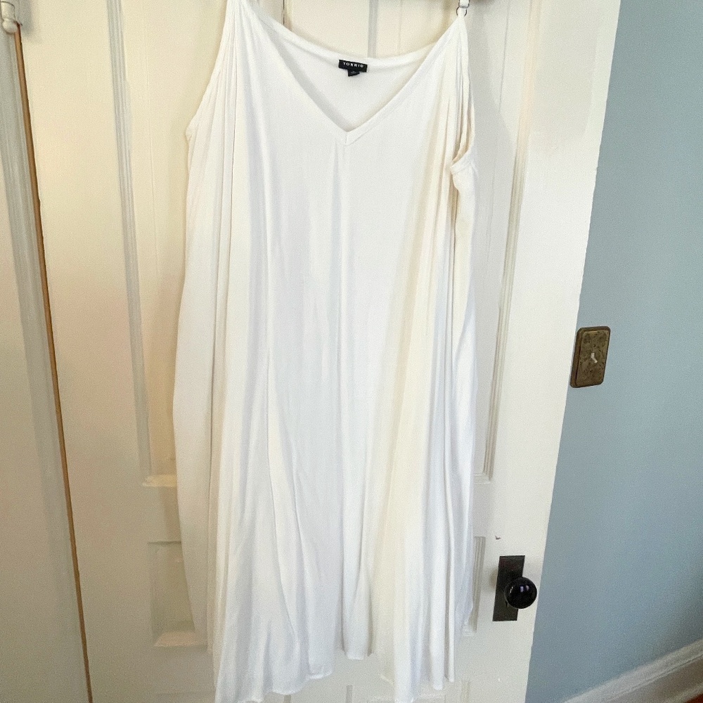 Torrid White Beach Dress - 3X